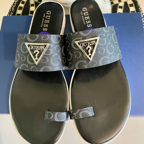 Guess Sandalsđź–¤NWT - Picture 4 of 6